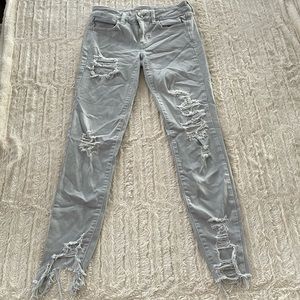 American Eagle Distressed Gray Jeans AEO twill x denim sz 2 reg super stretch